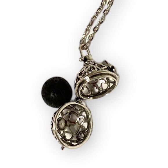 NEW Silver Open Heart Chime Aromatherapy Lave Ball Pendant Necklace 28" - Picture 4 of 4